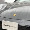 雨の日もキマる！ポルシェとオートモーションのエンブレムショット📸🚗