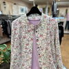 ピンクの小花柄ブラウス🌸&上品なストライプシャツ⭐️のご紹介です