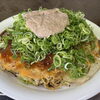 広島風＆関西風お好み焼き、鉄板でじゅわっと焼き上げます