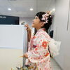 台湾で楽しむ浴衣コーデ—花バスケットがポイントの海外フォト