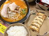 ピリ辛味噌らぁめんの餃子セット🥟「家族でがっつり！お得なセットメニュー🍚🍜🔥」