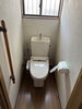機能的で快適なトイレ空間「トイレ交換と内装リフォームで清潔・快適な空間に」