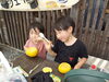 「お子さまも大歓迎！海辺BBQでフルーツタイム🍊」