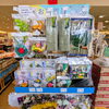 お盆用品売場のご案内【造花仏花・牛馬セットなど】
