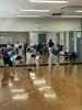 みんなでストレッチからスタート！「大分市でリトルキッズダンスならUpHop. DANCE STUDIOへ♪初回レッスンレポート＆メンバー募集」