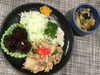 「本日のAランチは　しょうが焼肉と肉団子」