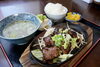 「野菜炒め定食700円にやられました。らーめん酒場 ばってんは“定食もうまい街のごはん屋さん”でした」