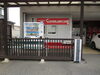 クルマのことならクローバーランド「本日の開店準備完了！自販機コーナーと駐車場を整えてお待ちしています」