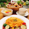 地元食材を使った「旬の彩り夏野菜フェア！」（夏野菜とミートソースのオムライス）