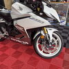 ホンダCBR250RRに手洗い洗車施工事例｜クォーツガラスコーティングのご提案も