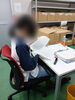 スキャンする資料の間に何か挟まっていないか、折れなどないかの確認「【実習レポート】職場実習で見つけた「自信」という宝物 ～訓練生の成長をご紹介～」