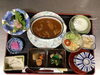 「牛すじビーフシチューと彩り小鉢の本日の和定食ランチ」