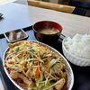 開店11:30に入ったら腹ペコダンディだらけ！会津坂下「庄助」ホルモン定食ランチレポ