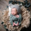 NEWBORN PHOTO