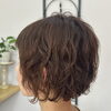 大人の抜け感ショートパーマで、朝のセットをもっとラクに
