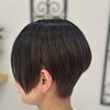 伸びても気になりにくい、大人のデザインカラーショート