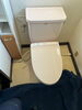 施工前　写真参照「【さいたま市】TOTOピュアレストQRへトイレ交換｜掃除がラクで明るいパステルピンク空間に」
