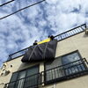 戸建て3階からダブルマットレスの吊り下げ搬出