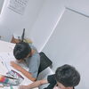 中学生の数学学習風景：自分のペースで考え抜く時間を大切にしています