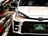 憧れのスポーツモデルがあなたを待つ「アートなイラストで魅せるトヨタ GRヤリス！4本出しマフラーのホットハッチ」