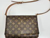 「🎒買取大吉ドン・キホーテ佐世保店です。💫ルイヴィトン(LOUIS VUITTON)のバッグ👜をお買い取りさせて頂きました。」