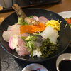 大人気！新鮮な魚を使用した、まいづる茶屋の海鮮丼✨