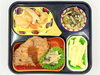 高齢者向け宅配弁当。夕食はさばのカレーカツ。「8/6(木)の夕食は「さばのカレーカツ」」