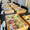 慶事・法事に最適な本格弁当　広い個室でゆっくりと「船橋・馬込霊園そばの法事・慶事に｜箱御膳懐石「月・雪」と会食・弁当配達」