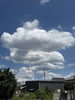 大空に白と青が映えます。美しいです。「1995年の創業から育んだ確かな探偵力で必ず「あなた」の抱えたお悩みを解決致します。無理な営業は一切致しません。ご安心下さい。」