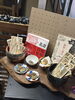 歴史を感じさせる小物たちがいっぱい「【小平】珈琲豆屋さんなのに古銭!?「手焙煎珈琲豆屋 侍悠」で古銭の販売がスタート」