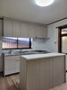 「千葉市花見川区にお住まいのお客様宅でキッチンリフォーム工事を行いました。


【千葉市緑区おゆみ野・市原市ちはら台を中心に、リフォーム工事を行っております！お風呂、キッチン、トイレなどのリフォームや壁紙や内装、外装工事お気軽にお問い合わせください】」