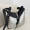 ロエベのバッグ、金・プラチナのアクセサリーをお買取りしました【札幌市北区おたからや篠路店】