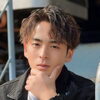 ツイストスパイラルでつくる、ハイライト入り無造作ショート