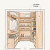 趣味アイテムもすっきり収まる、ウォークインクローゼット