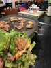 韓国焼肉を囲んで楽しむ「夏の夜は葉野菜で包んで楽しむ韓国焼肉スタイルで」