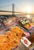 こけら寿司「淡路島　郷土料理 《　こけら寿し　》〜鯛のそぼろ寿し〜 淡路島で水揚げされたえびす鯛を 岩屋漁業組合さんから 直接仕入れています。 鯛の身を細かく包丁でほぐし 甘辛く味付けしております。」