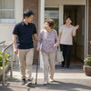 施設では対応しきれない外出、どうしていますか？