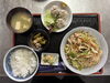 焼きうどん、肉シューマイ「本日の日替わり」