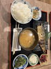 「焼き魚定食でほっと一息♪エアコンや家電のご相談もどうぞ！」