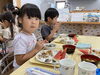 みんなで楽しく給食の時間「みんなで「いただきます」！給食時間で広がることばと生活の力」