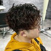 スパイラルパーマでつくる濡れ質感ショート