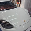 ポルシェ・ケイマン718にセラミックコーティング施工｜細部まで洗練された艶と映り込み