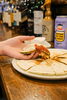 「とろけるチーズと香ばしさ。KENSINGTONのケサディーア」