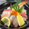 ランチにも夜のお食事にも♪海鮮丼をどうぞ！