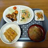 うなぎ丼と照り焼きチキンの食事をご紹介します