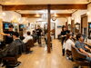 「🍂🔥秋のイメチェンはマハロへ🌴🌺✂️安価の理美容室やチェーン店・格安サロンなどで失敗した方の髪の手直しが最近増えております！🏆本物のプロの技術をお財布に優しい価格でご提供しています✨老若男女問わず多くのお客様にご来店いただいております🌴😊」