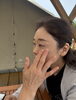 お肌のチェックの様子「肌がごわつくのはなぜ？」