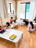 普段の様子です。リラックスして個々で過ごしています。「放課後の過ごし方を少し変えてみませんか？」