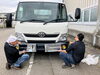 「積載車にバンパーを合わせてみましたが、少し短めでした(´;ω;｀)」