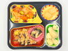 高齢者向け宅配弁当。夕食は豚肉の中華風ピリ辛炒め。「9/5(土)の夕食は「豚肉の中華風ピリ辛炒め」」